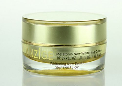 兰芝艾妃 化妆品产品与店铺装修的视觉盛宴