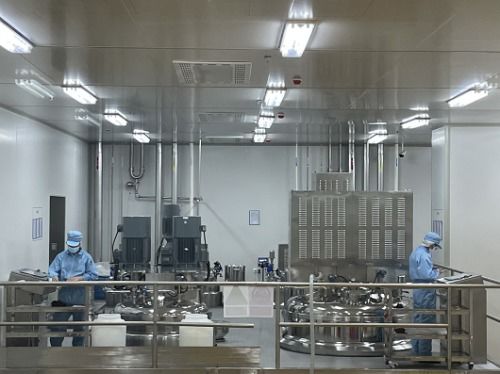 隆力奇克劳丽定下2023年战略目标 力争实现化妆品销售额突破3亿元